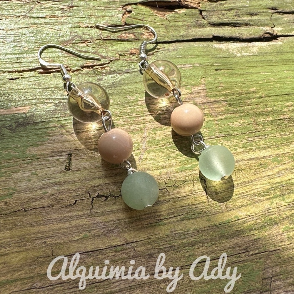 Aventurine and acrylic Bon Bon earrings